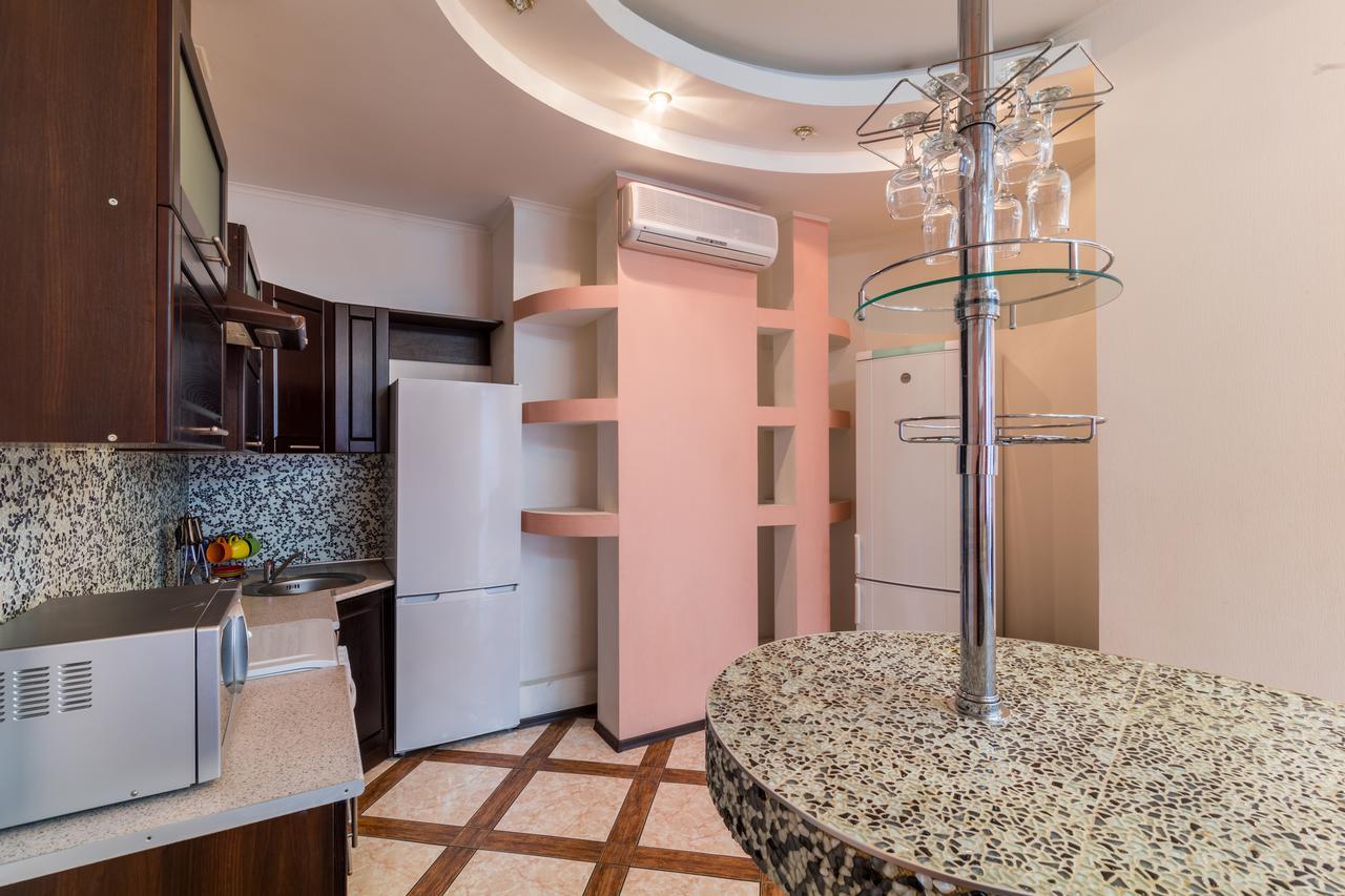 Apartment Lux Near With Panoramic Windows *