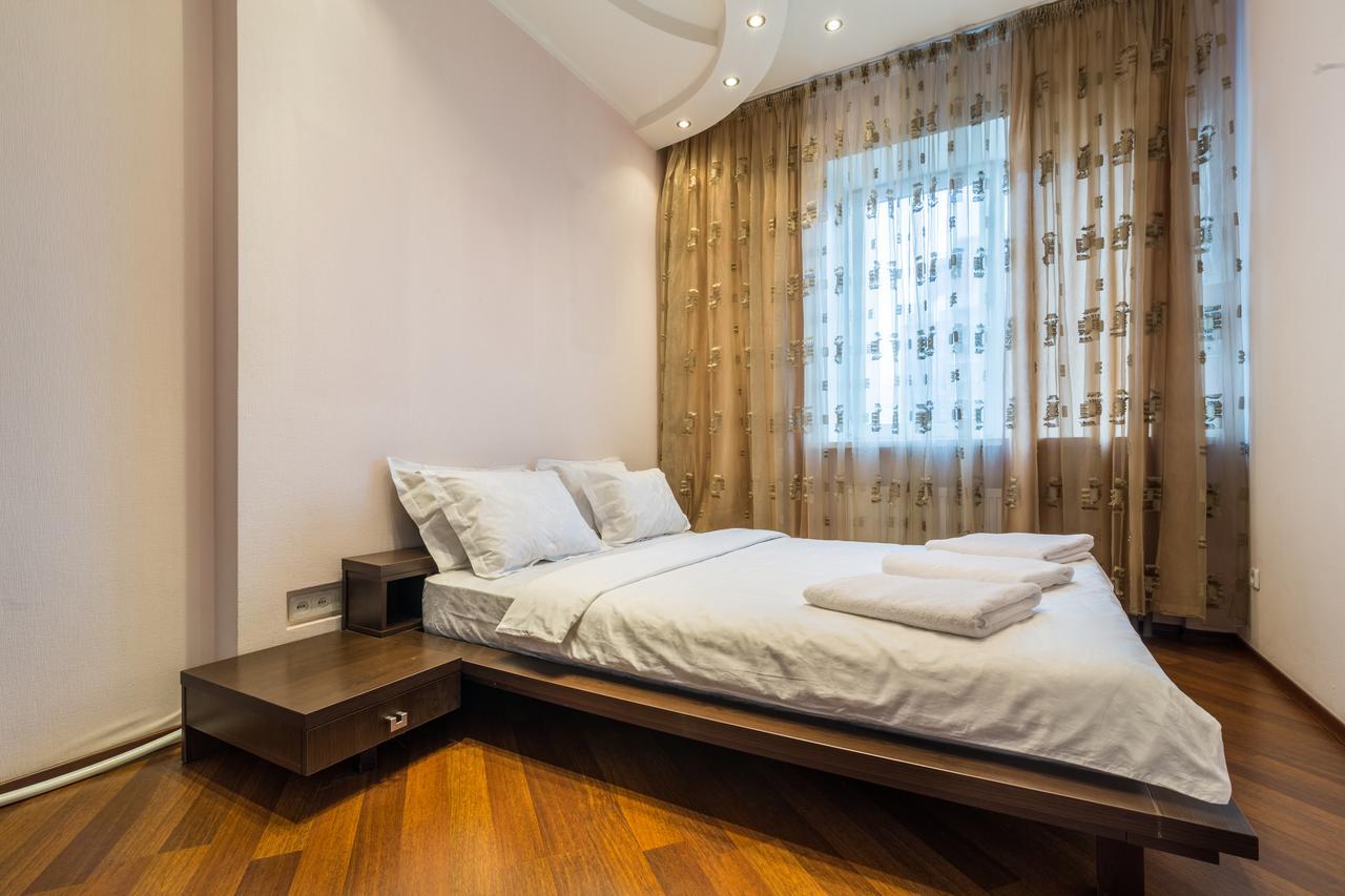 Lux Near With Panoramic Windows Apartment Dnipro
